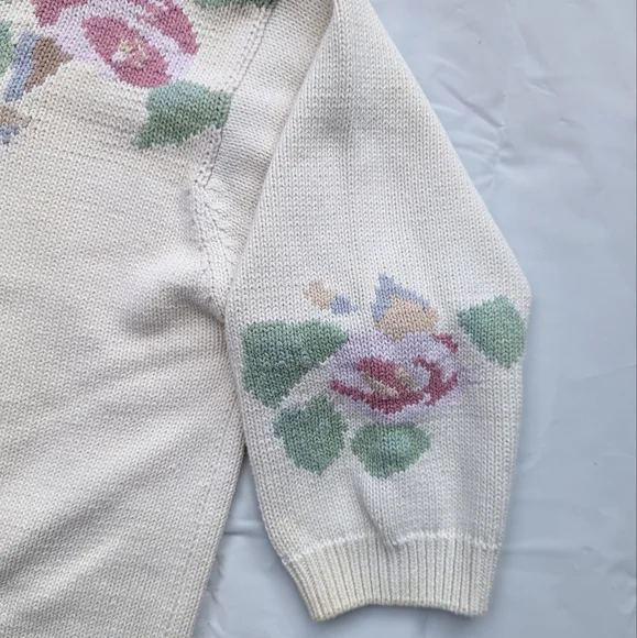 Floral Patterned Cream Sweater - Picture 4 of 8